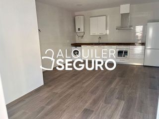 Piso en alquiler en Gamarra - La Trinidad en Málaga