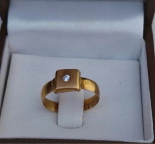 Anillo oro bajo antiguo con brillante