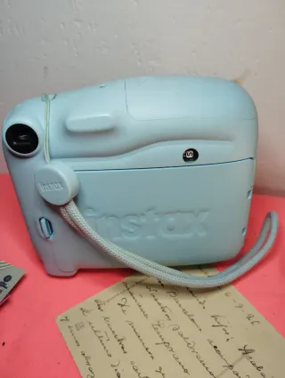 Cámara Fujifilm Instax Mini 11 Azul Claro