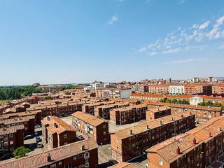 Piso en venta en Delicias en Valladolid