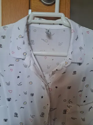 Camisa blanca estampada Talla M