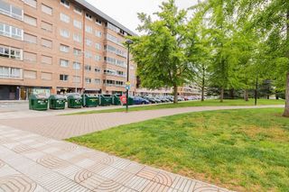 Local comercial en venta en Ermitagaña - Mendebaldea en Pamplona