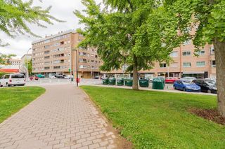 Local comercial en venta en Ermitagaña - Mendebaldea en Pamplona