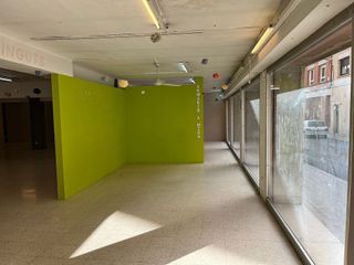 Local comercial en venta en El Poble Sec en Igualada