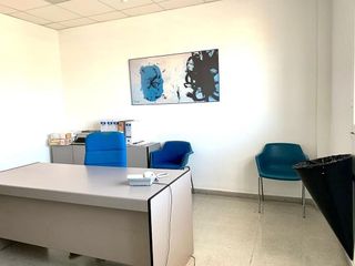 Local comercial en venta en Magraners - Polígon del Segre en Lleida