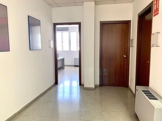 Local comercial en venta en Magraners - Polígon del Segre en Lleida