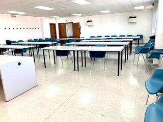 Local comercial en venta en Magraners - Polígon del Segre en Lleida