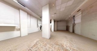 Local comercial en venta en Safranar en Valencia
