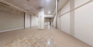 Local comercial en venta en Safranar en Valencia