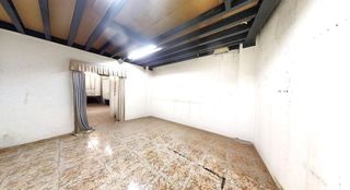 Local comercial en venta en Safranar en Valencia