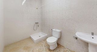 Local comercial en venta en Safranar en Valencia