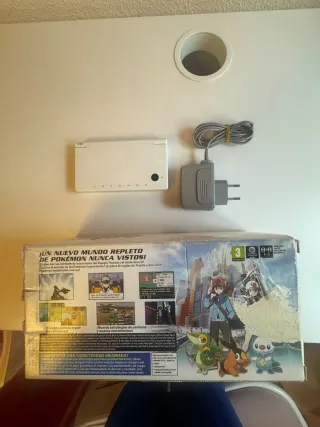 Consola Nintendo DSi en su edición especial Pokémo