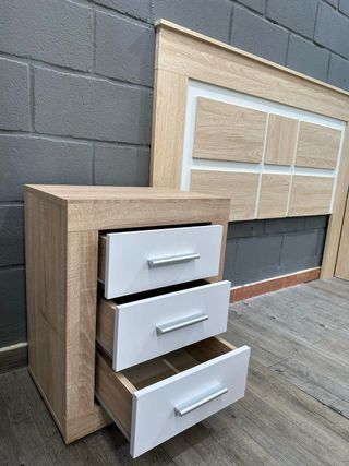 Cabecero y 2 Mesitas de Noche Madera