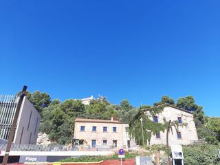 Local comercial en venta en El Castell-Poble Vell en Castelldefels