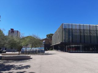 Local comercial en venta en El Castell-Poble Vell en Castelldefels