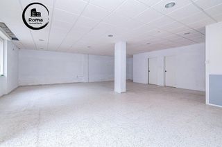 Local comercial en venta en Atarfe