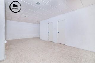 Local comercial en venta en Atarfe