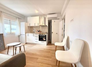 Piso en alquiler en El Candado - El Palo en Málaga