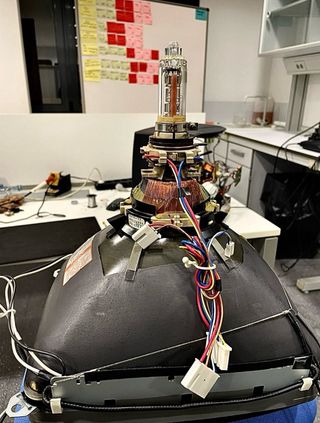 TV CRT SONY TRINITRON 14Pulgadas