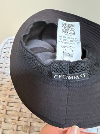 Cappello bucket C.P. Company nero uomo