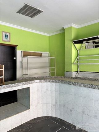 Local comercial en venta en Lucena
