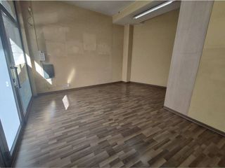 Local comercial en alquiler en Eixample Sud – Migdia en Girona