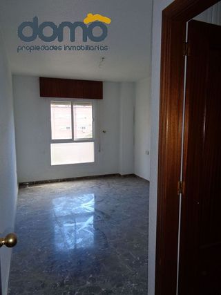 Piso en venta en Nueva Andalucía en Almería