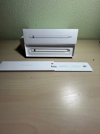 iPad 7ª Generación (32 GB, Wi-Fi) + Apple Pencil