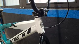 Bici BMX Race Yeti SuperX