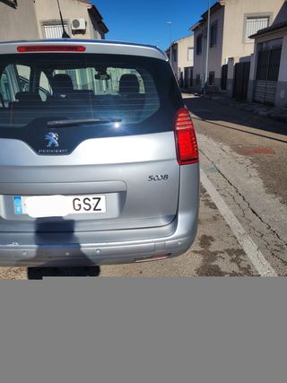 Peugeot 5008 2010 OPORTUNIDAD