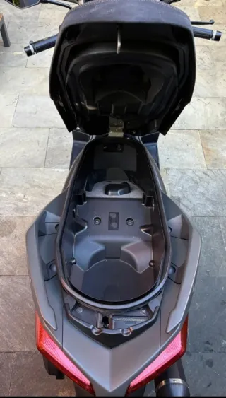 Yamaha XMAX TECH MAX 125cc, 2021