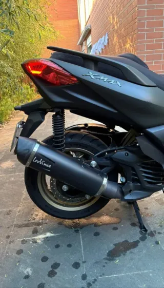 Yamaha XMAX TECH MAX 125cc, 2021