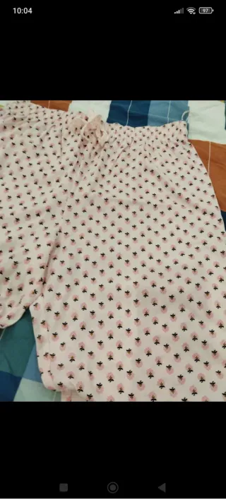 Pijama corto estampado bolsillo rosa