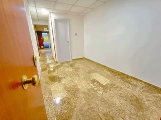 Oficina en alquiler en Ensanche - Diputación en Alicante