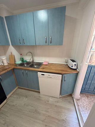 Piso en alquiler en Carolinas Bajas en Alicante