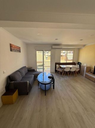 Piso en alquiler en Carolinas Bajas en Alicante