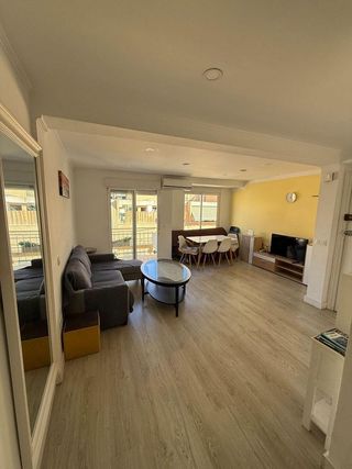 Piso en alquiler en Carolinas Bajas en Alicante