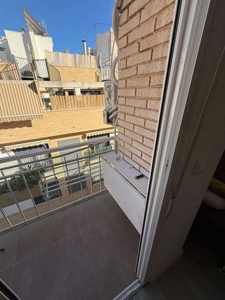 Piso en alquiler en Carolinas Bajas en Alicante