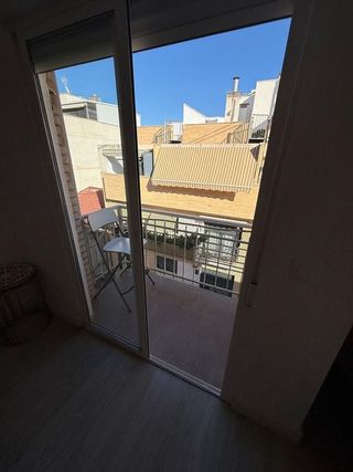 Piso en alquiler en Carolinas Bajas en Alicante