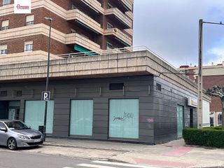 Local comercial en venta en Santo Domingo - La Estación en Aranda de Duero