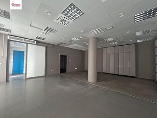 Local comercial en venta en Santo Domingo - La Estación en Aranda de Duero