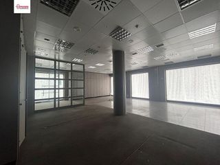 Local comercial en venta en Santo Domingo - La Estación en Aranda de Duero