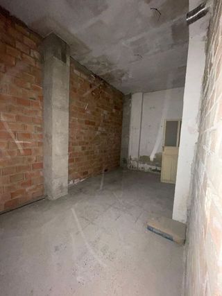 Local comercial en venta en Barrio de Zaidín en Granada