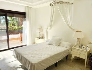 Ático en alquiler en Nueva Andalucía centro en Marbella