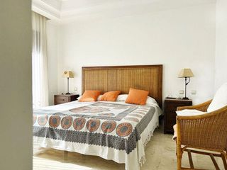 Ático en alquiler en Nueva Andalucía centro en Marbella