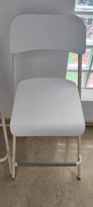 2 Sillas Altas Blancas Plegables