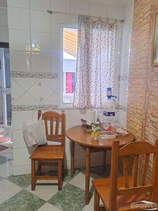 Casa adosada en venta en Lucena