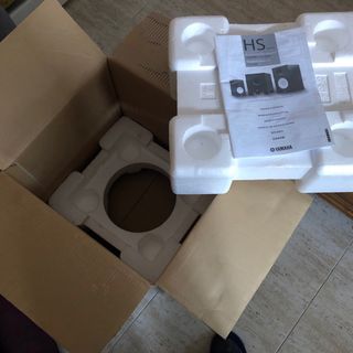 Subwoofer activo Yamaha HS10W