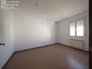 Casa adosada en venta en Tomelloso