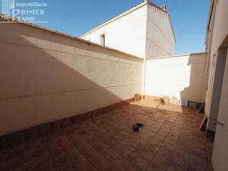 Casa adosada en venta en Tomelloso